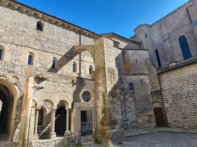 Storia, teatro e natura: estate ricca di eventi a San Martino al Cimino